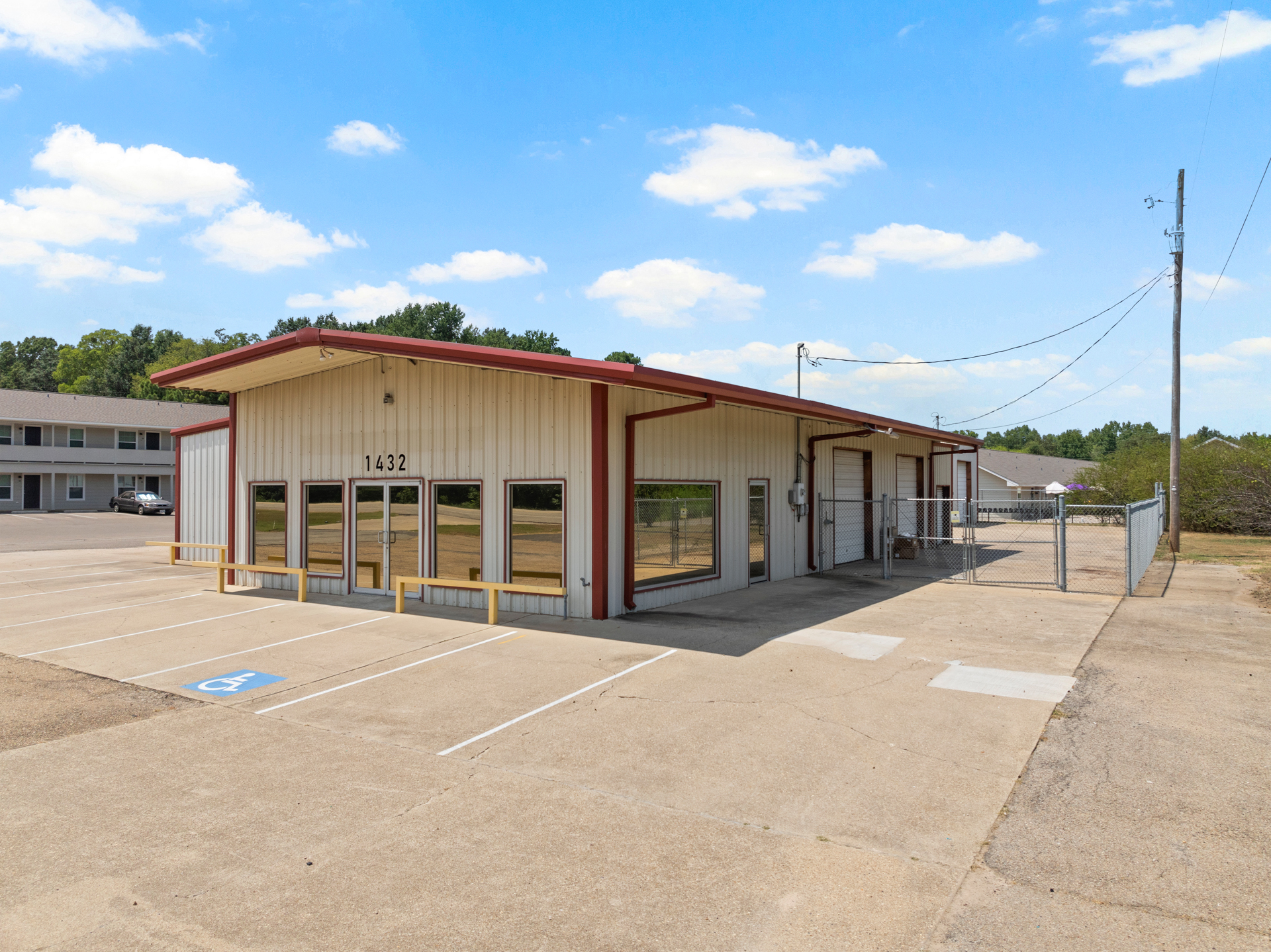 Property main image